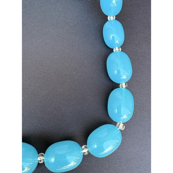 Vintage Joan Rivers Blue Acrylic Lucite Necklace Graduated Bead Silver Tone 46" - Picture 3 of 6